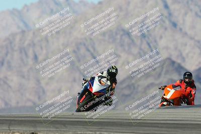 media/Dec-04-2025-Racers Edge (Thu) [[5ebc9f124d]]/3-B Group/6-Session 4 (Turn 9)/